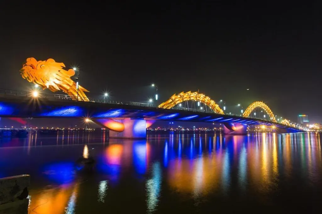 Ngoc Lan Hotel Da Nang Vietnam