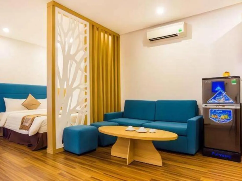 ***  Ngoc Lan Hotel Da Nang Vietnam